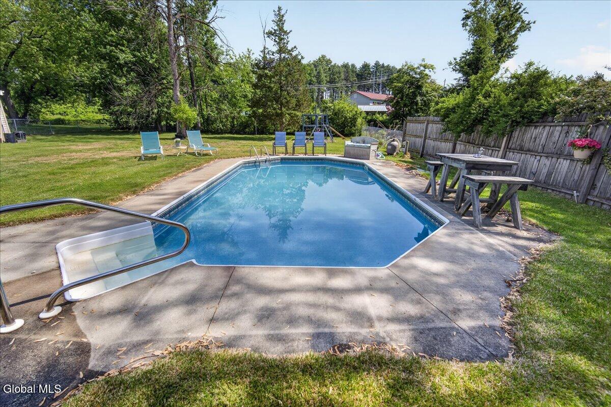 319 Dixon Road Queensbury NY 12804