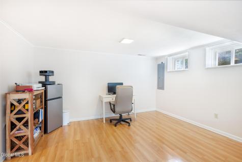 32 Comely Lane Latham NY 12110