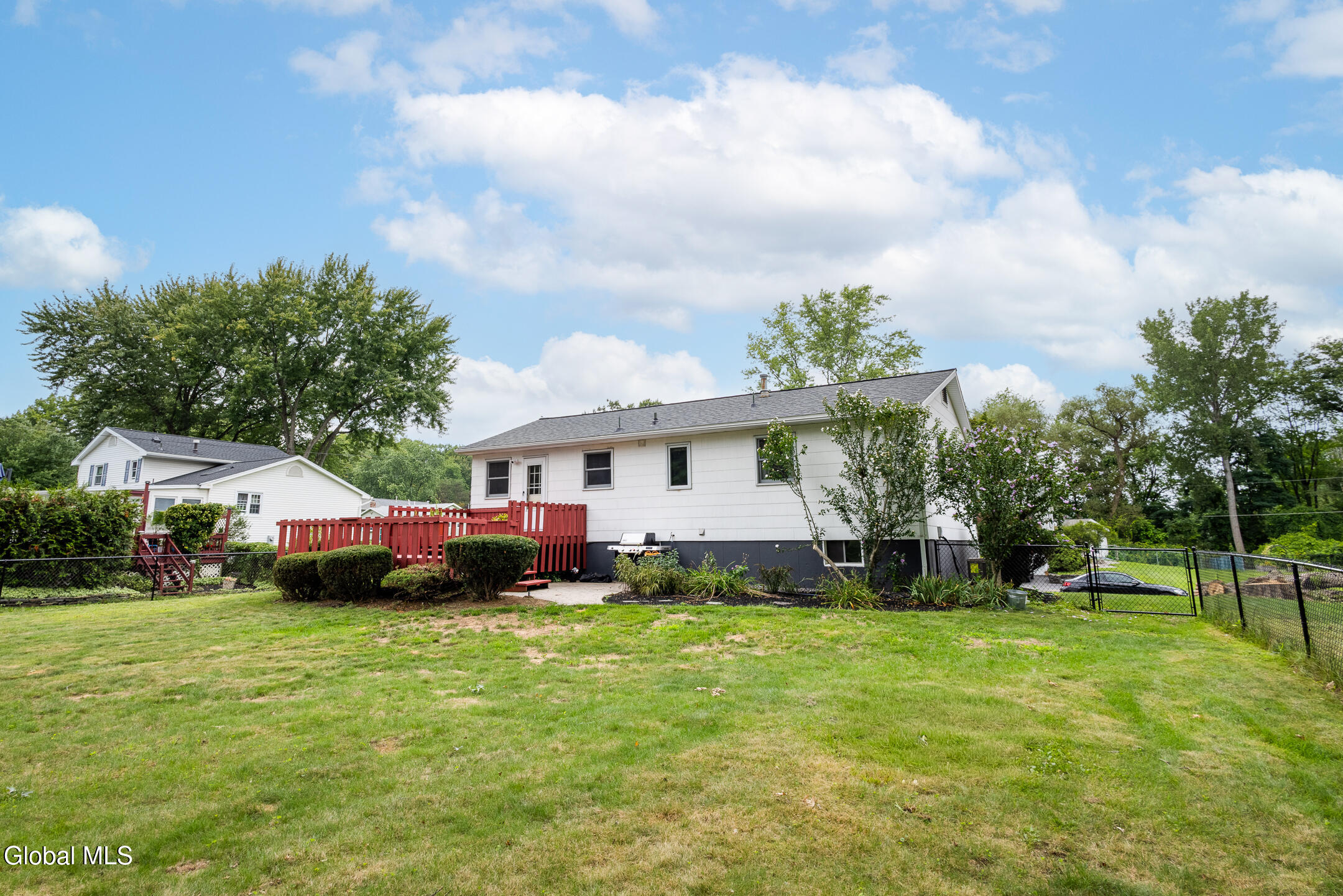 32 Comely Lane Latham NY 12110