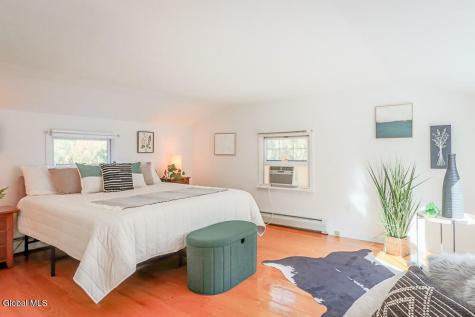 42 White Mills Road Chatham NY 12037