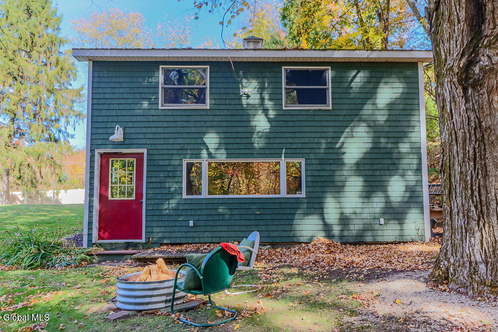 42 White Mills Road Chatham NY 12037