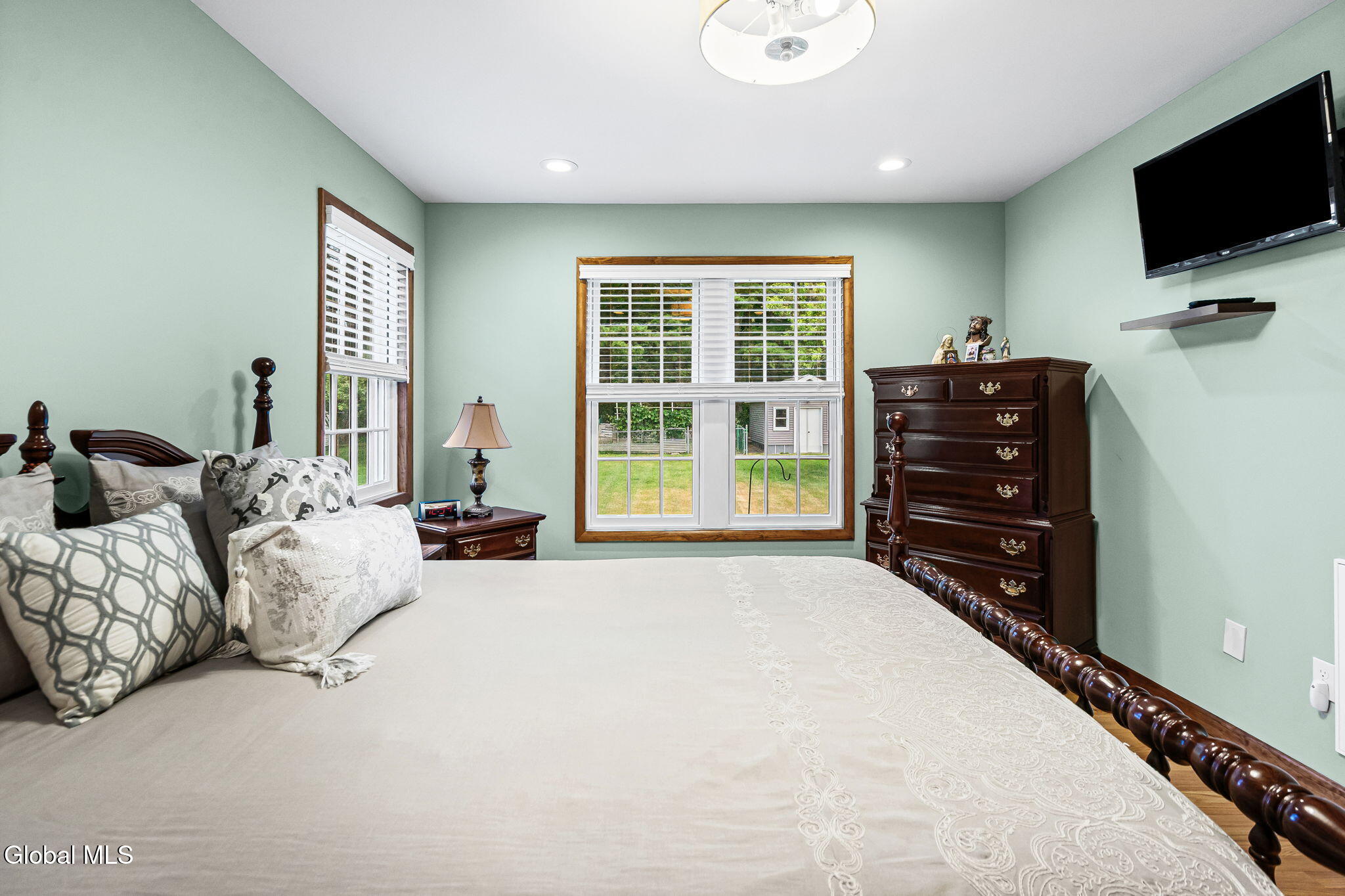 1037 St Lucille Drive Schenectady NY 12306