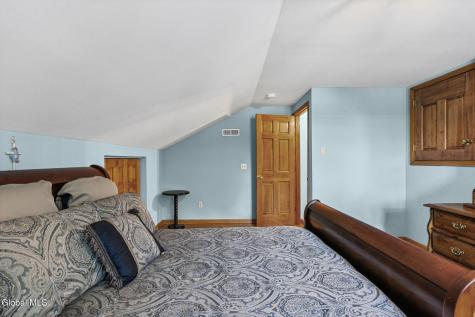 1037 St Lucille Drive Schenectady NY 12306
