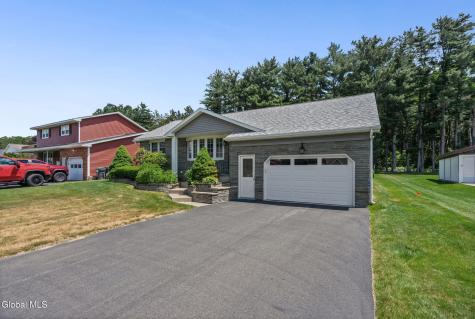 1037 St Lucille Drive Schenectady NY 12306