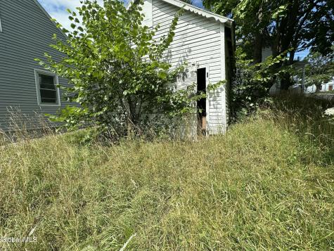 6 Henry Street Amsterdam NY 12010