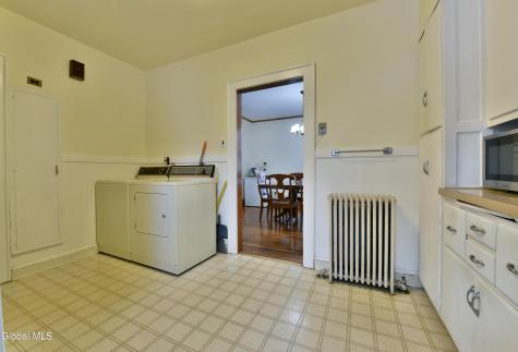 194 S Main Avenue Albany NY 12208