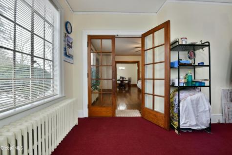 194 S Main Avenue Albany NY 12208