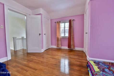 194 S Main Avenue Albany NY 12208