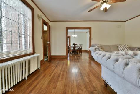 194 S Main Avenue Albany NY 12208