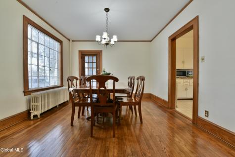 194 S Main Avenue Albany NY 12208