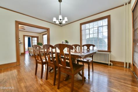 194 S Main Avenue Albany NY 12208