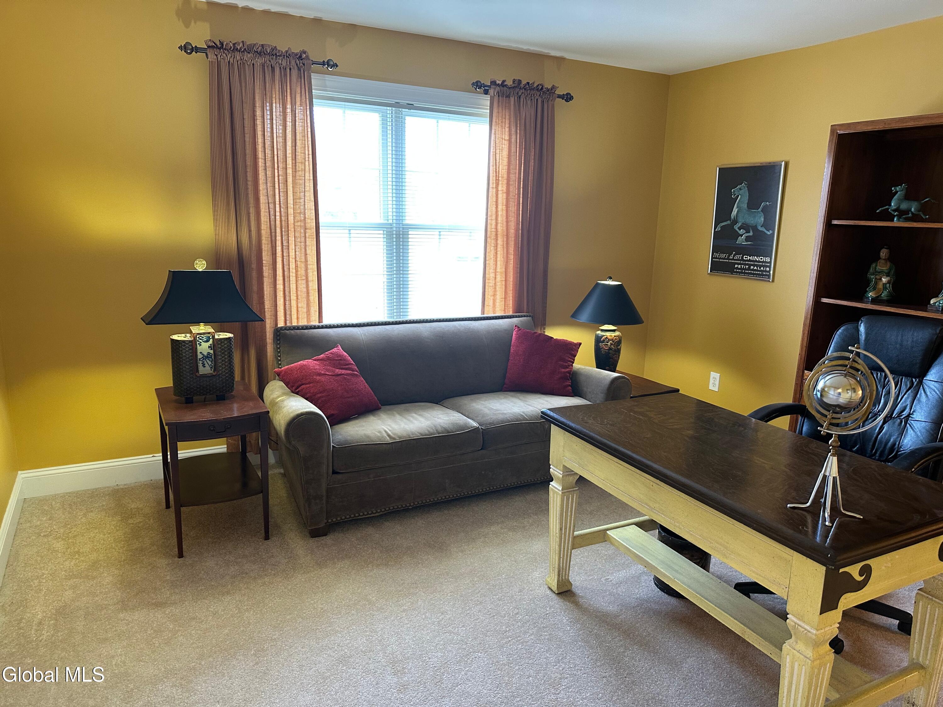 5 Avallon Way Altamont NY 12009