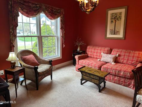 5 Avallon Way Altamont NY 12009