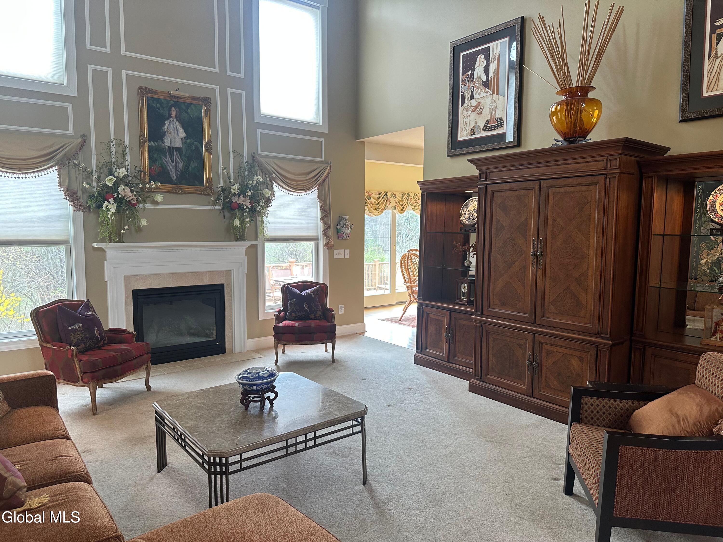 5 Avallon Way Altamont NY 12009