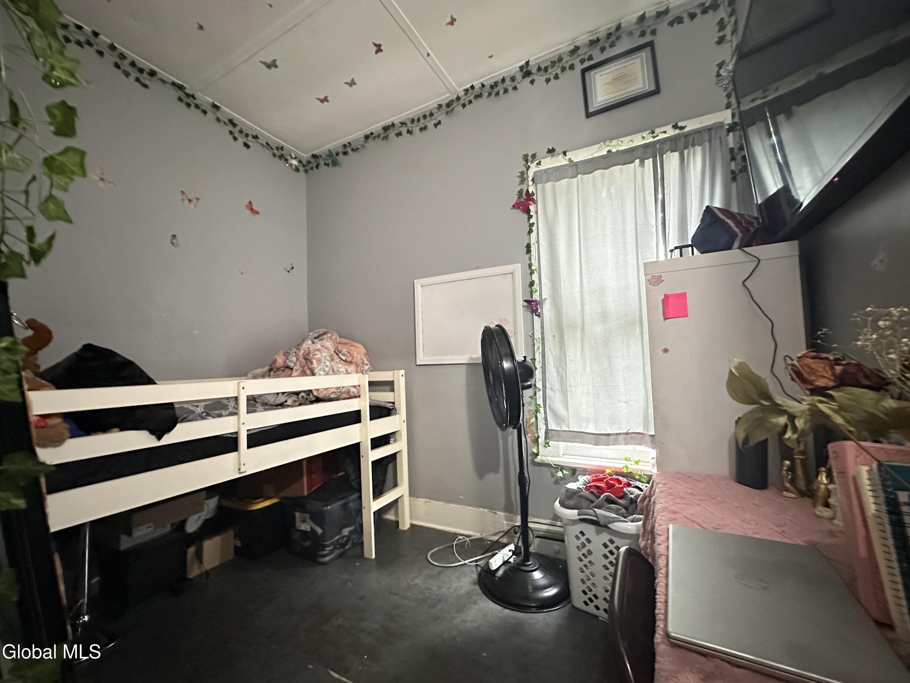 565 Nott Street Schenectady NY 12308
