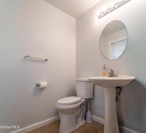 11 Anna Lane Halfmoon NY 12065