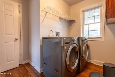 11 Anna Lane Halfmoon NY 12065