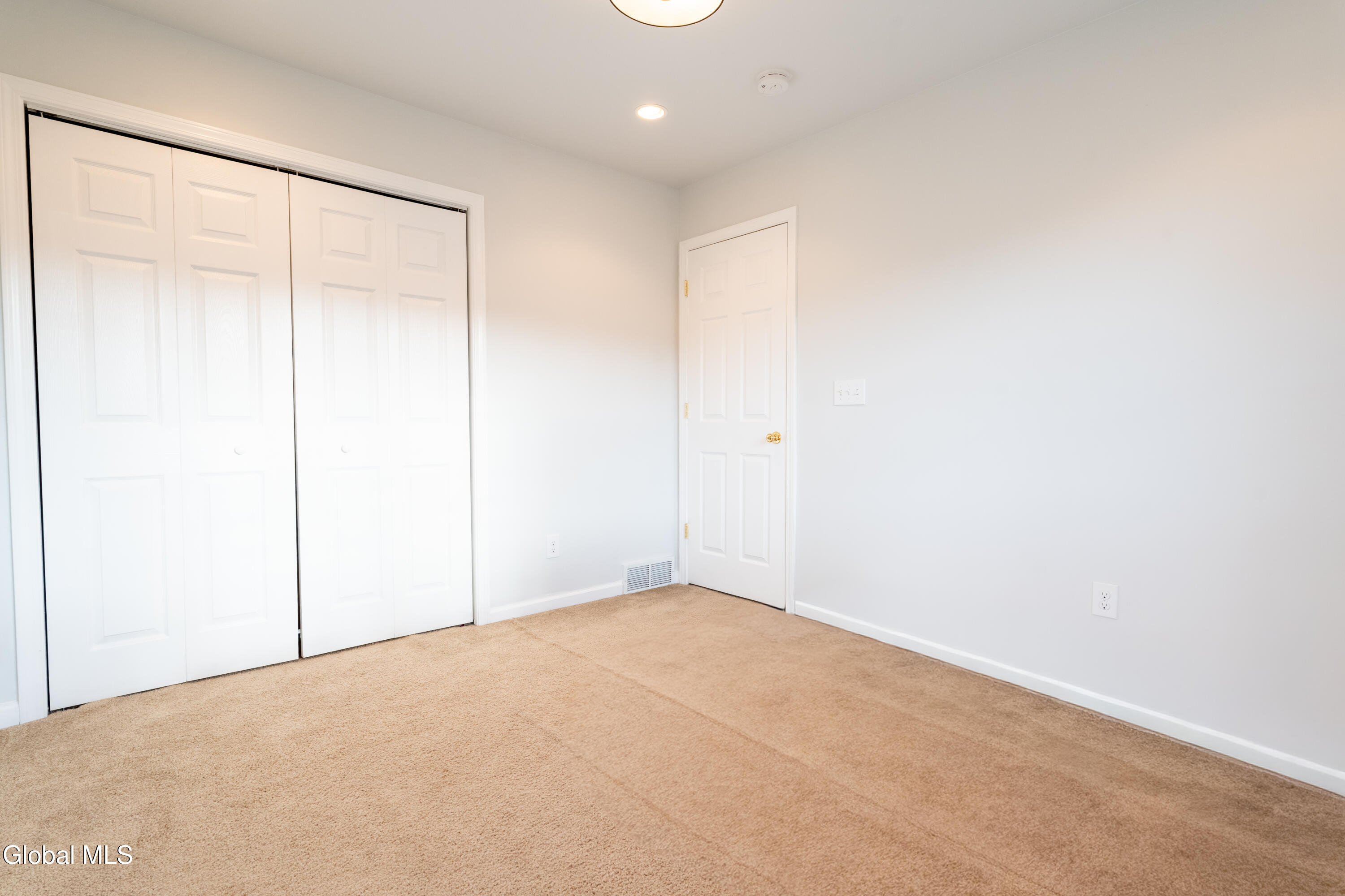 11 Anna Lane Halfmoon NY 12065