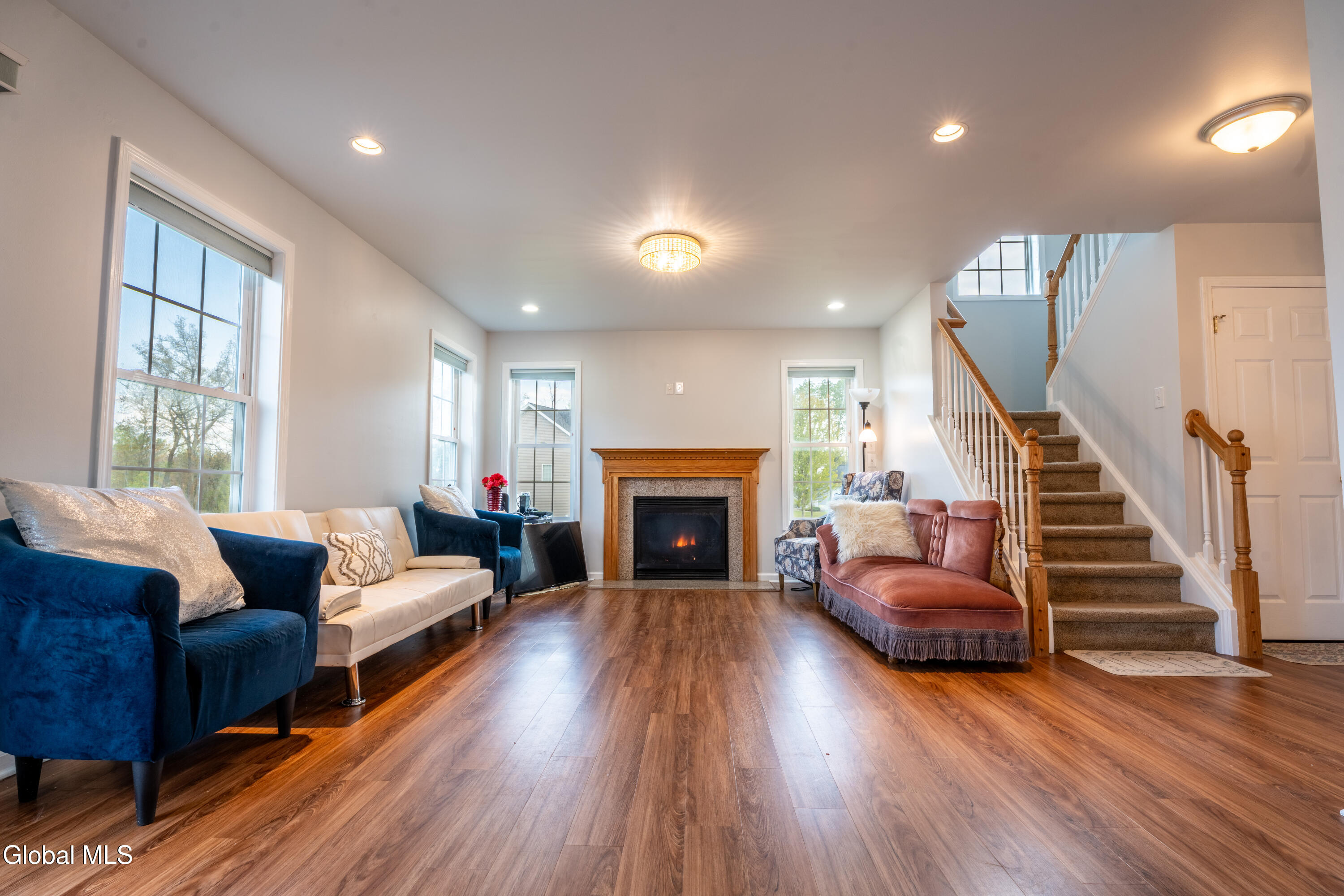 11 Anna Lane Halfmoon NY 12065