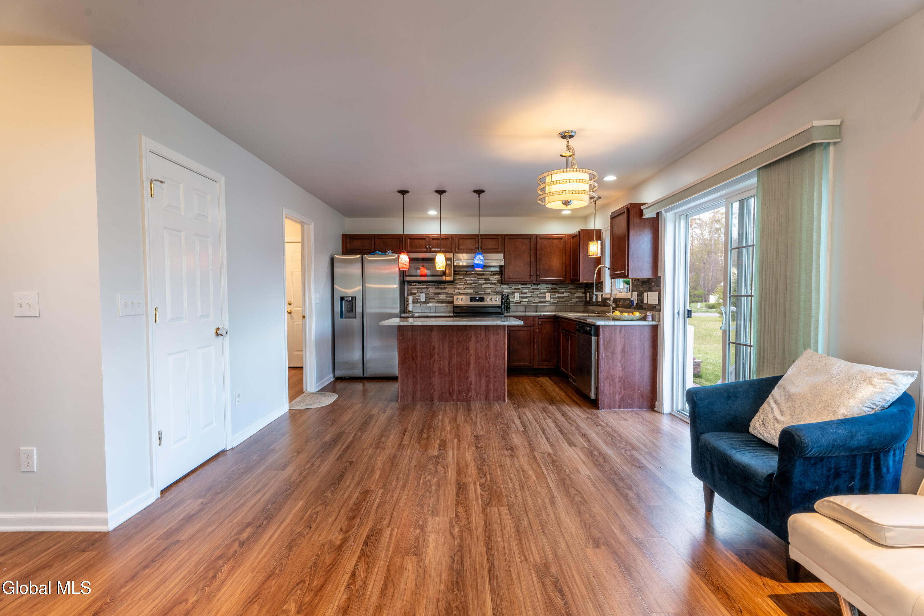 11 Anna Lane Halfmoon NY 12065