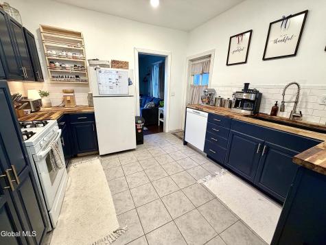 85 S Judson Street Gloversville NY 12078