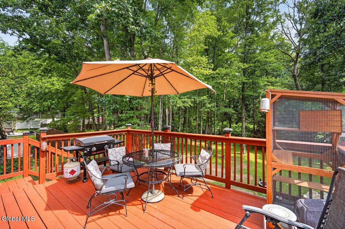 124 Hathorn Boulevard Saratoga Springs NY 12866