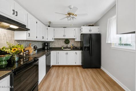 124 Hathorn Boulevard Saratoga Springs NY 12866