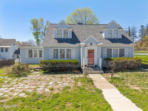 137 Washington Avenue Cobleskill NY 12043