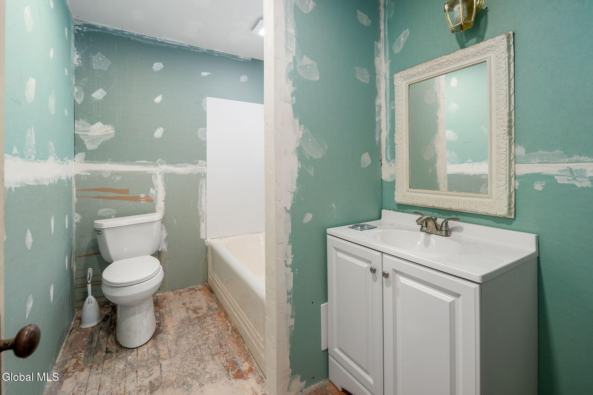 137 Washington Avenue Cobleskill NY 12043