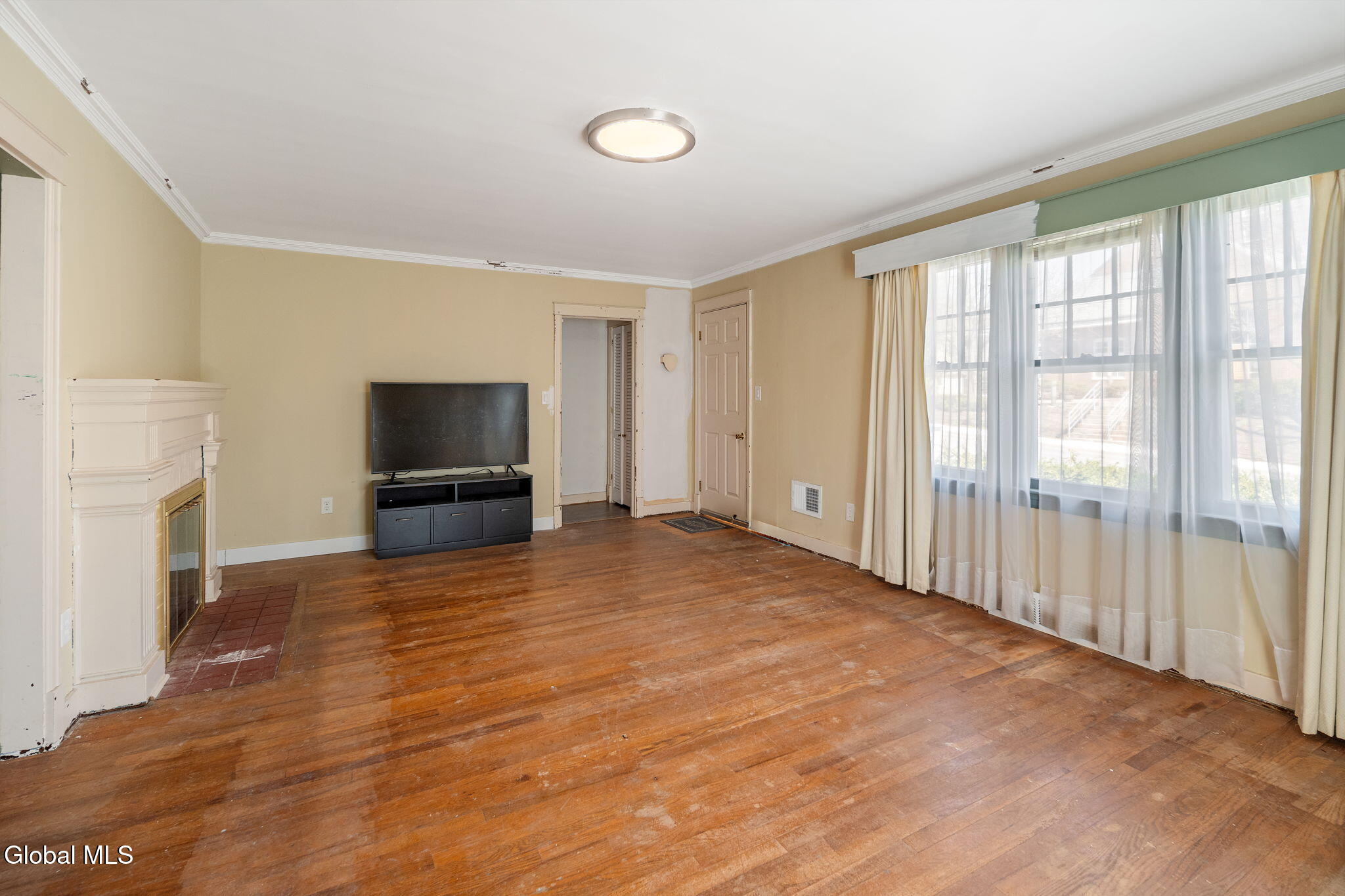 137 Washington Avenue Cobleskill NY 12043