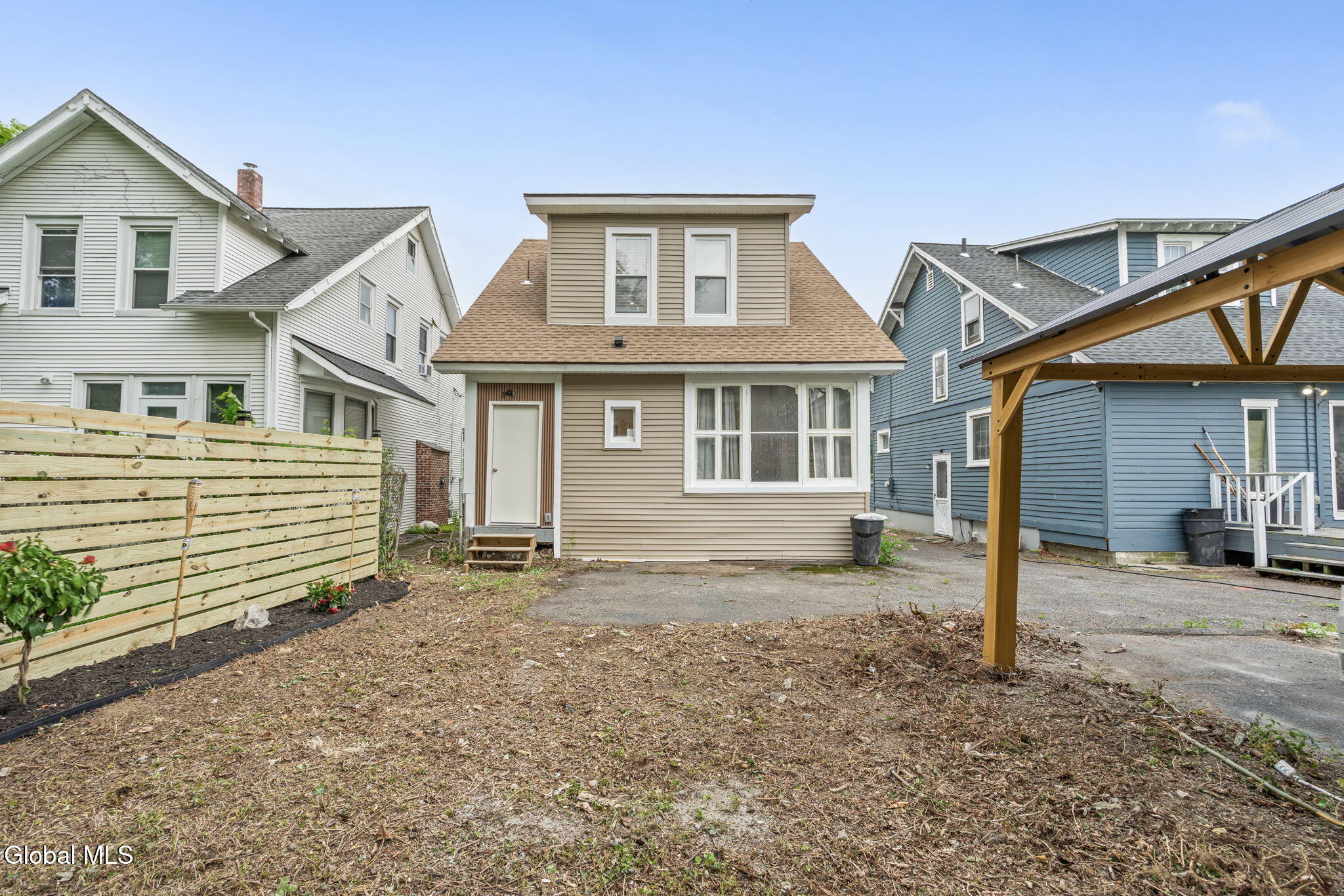 22 Fairlawn Avenue Albany NY 12203