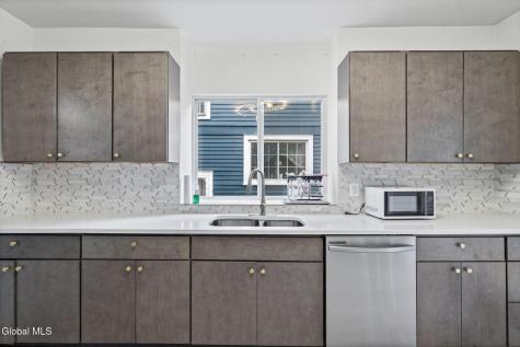 22 Fairlawn Avenue Albany NY 12203