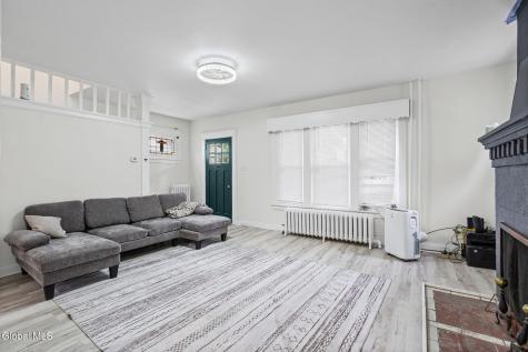 22 Fairlawn Avenue Albany NY 12203