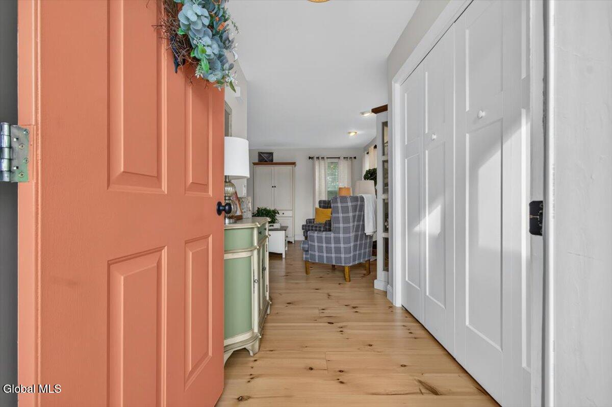 1 Erie Court Waterford NY 12188