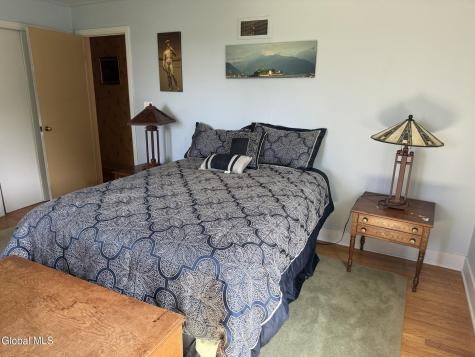1047 Niskayuna Road Niskayuna NY 12309