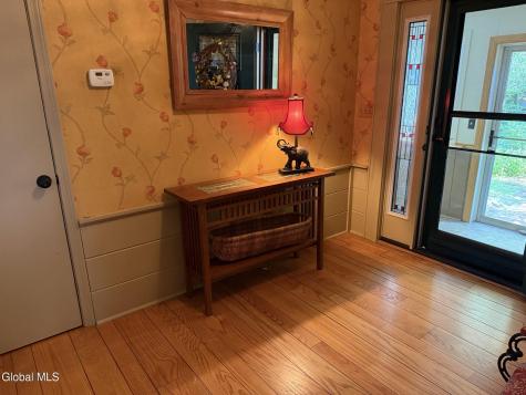 1047 Niskayuna Road Niskayuna NY 12309