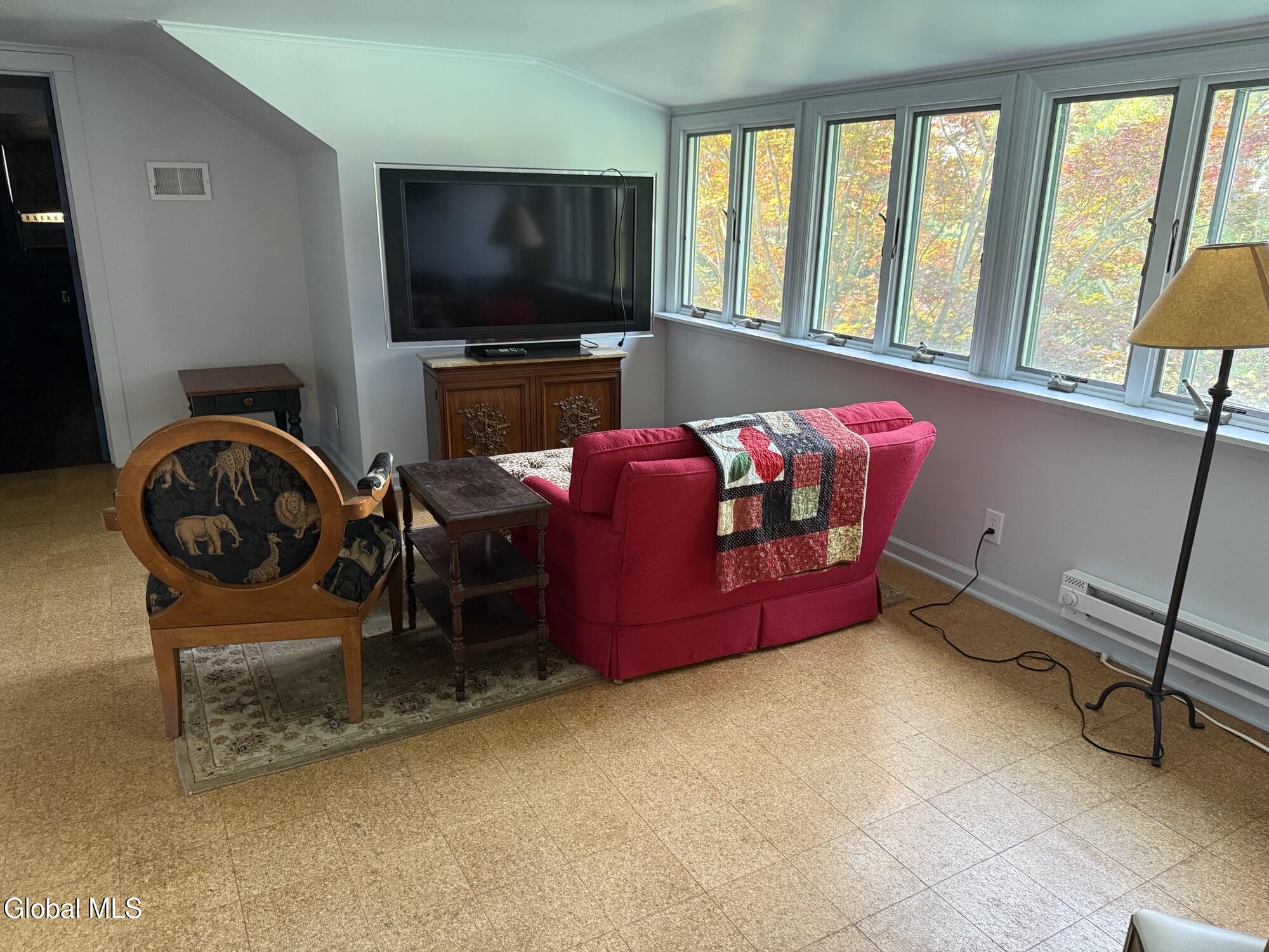 1047 Niskayuna Road Niskayuna NY 12309