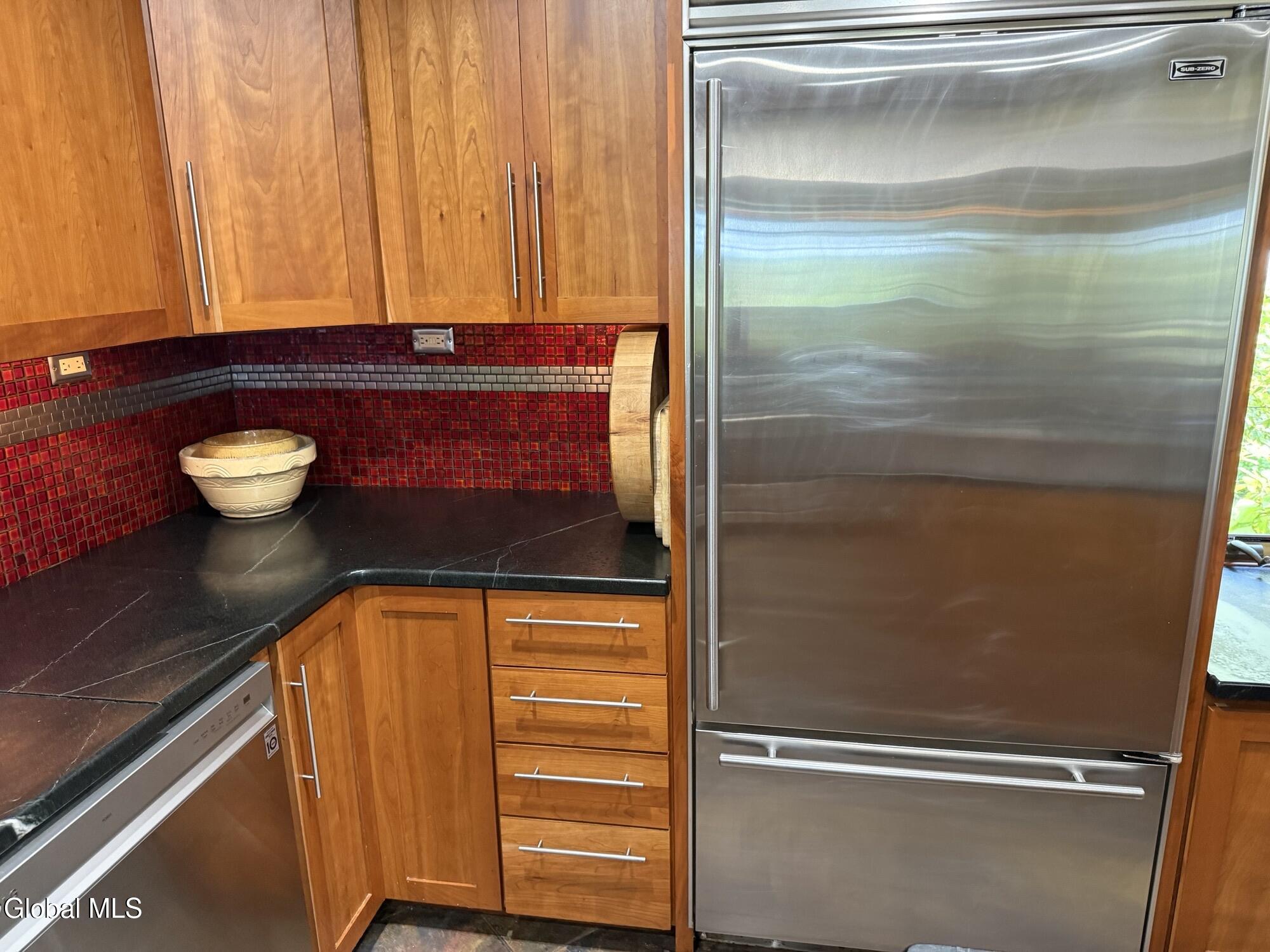 1047 Niskayuna Road Niskayuna NY 12309
