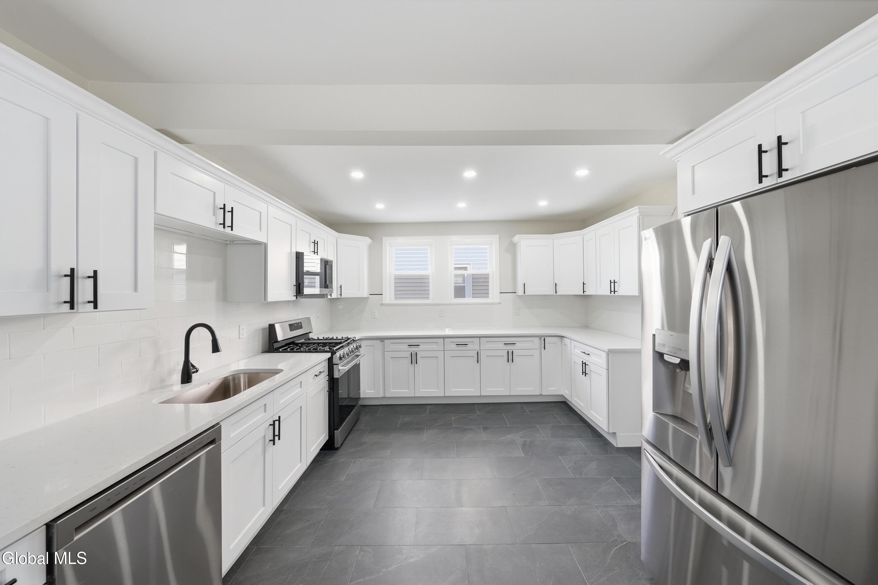 349 Manning Boulevard Albany NY 12206