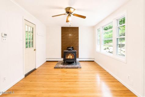 5154 U.s. 9 Chestertown NY 12817