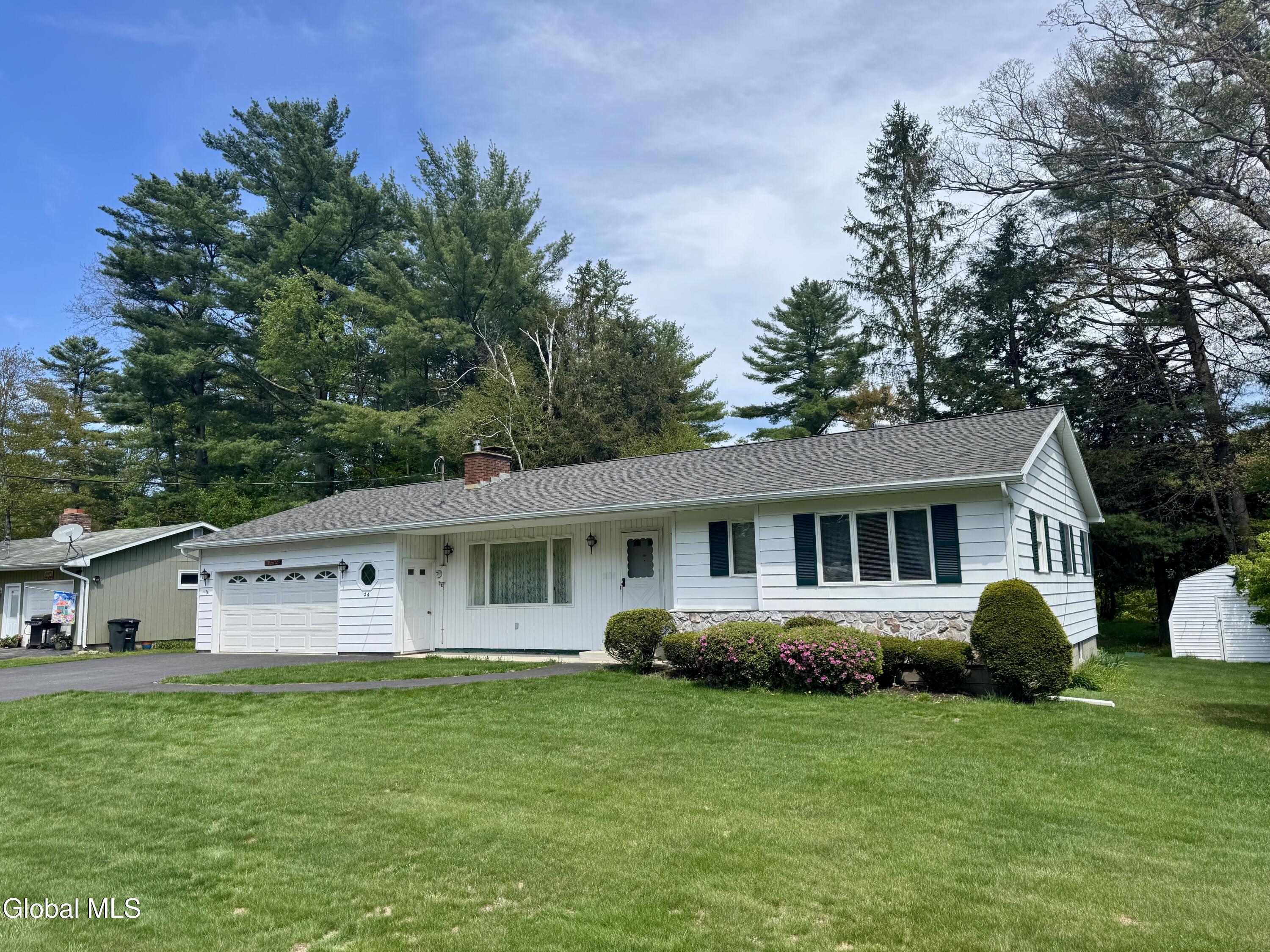 24 Links Avenue Hadley NY 12835