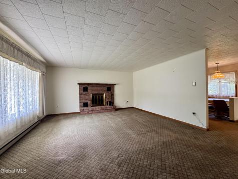24 Links Avenue Hadley NY 12835