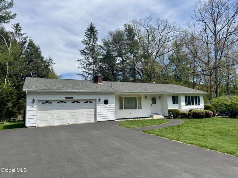 24 Links Avenue Hadley NY 12835
