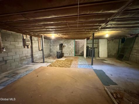 24 Links Avenue Hadley NY 12835