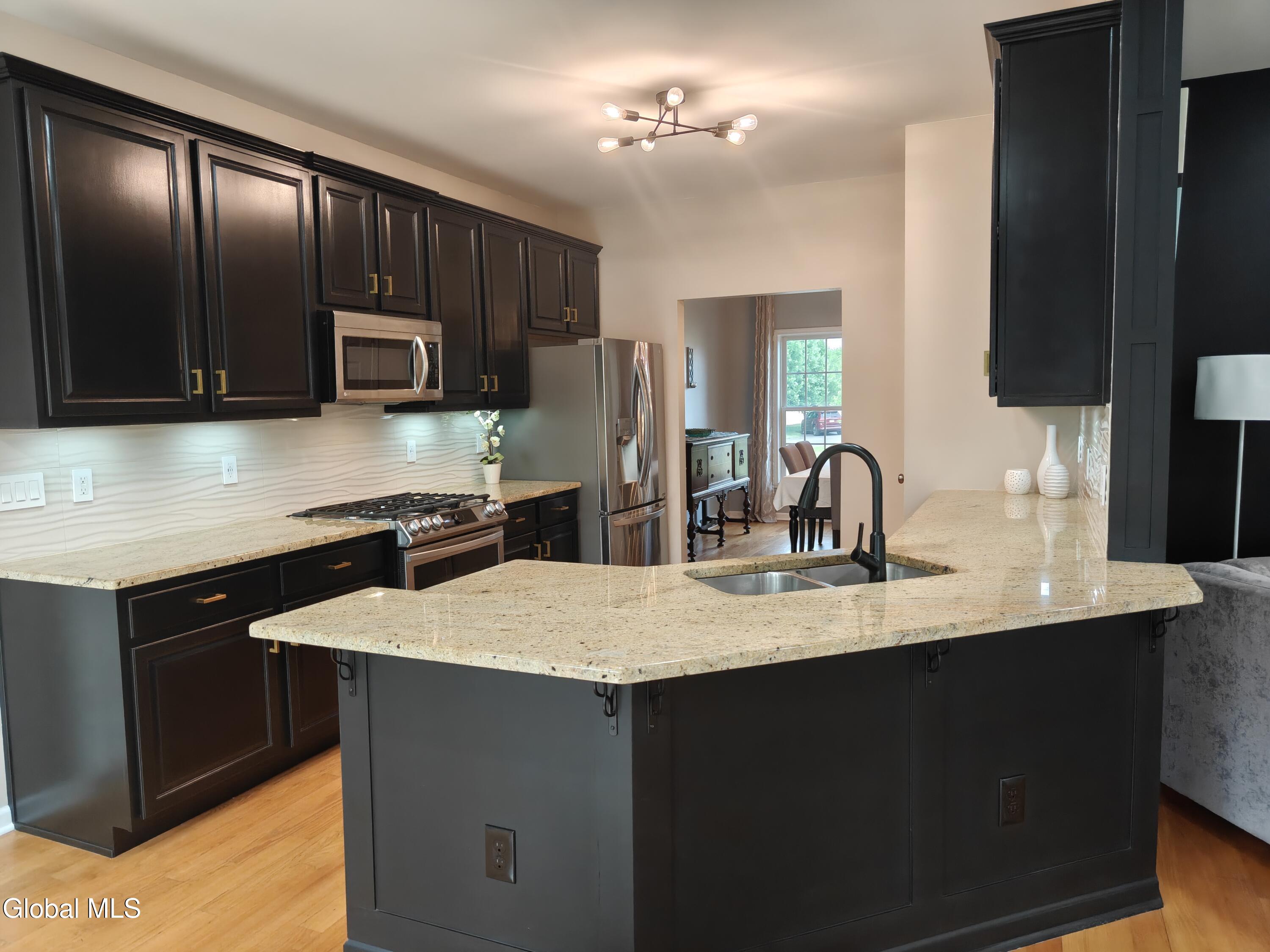2 Robin Hill Road Mechanicville NY 12118