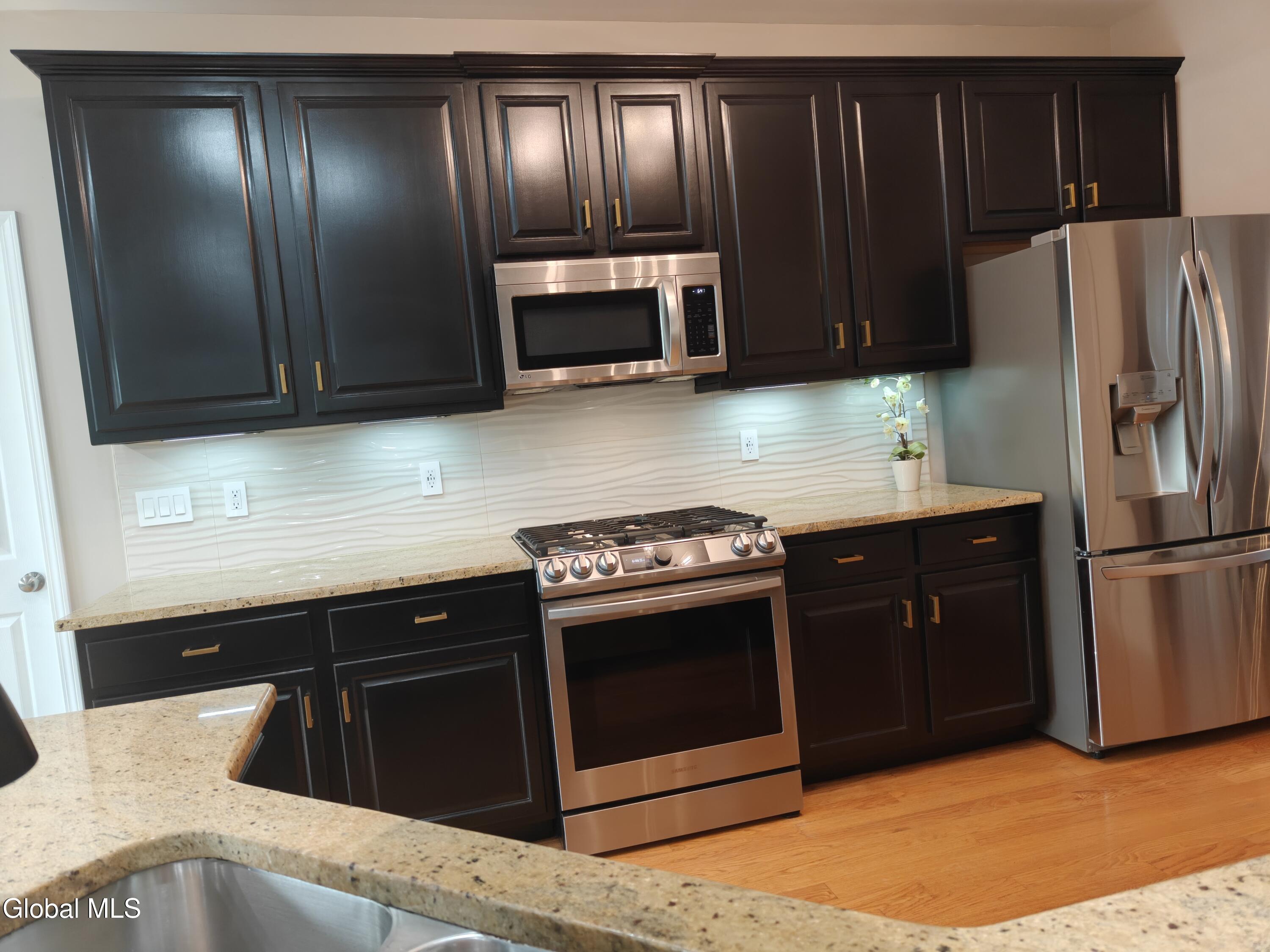 2 Robin Hill Road Mechanicville NY 12118