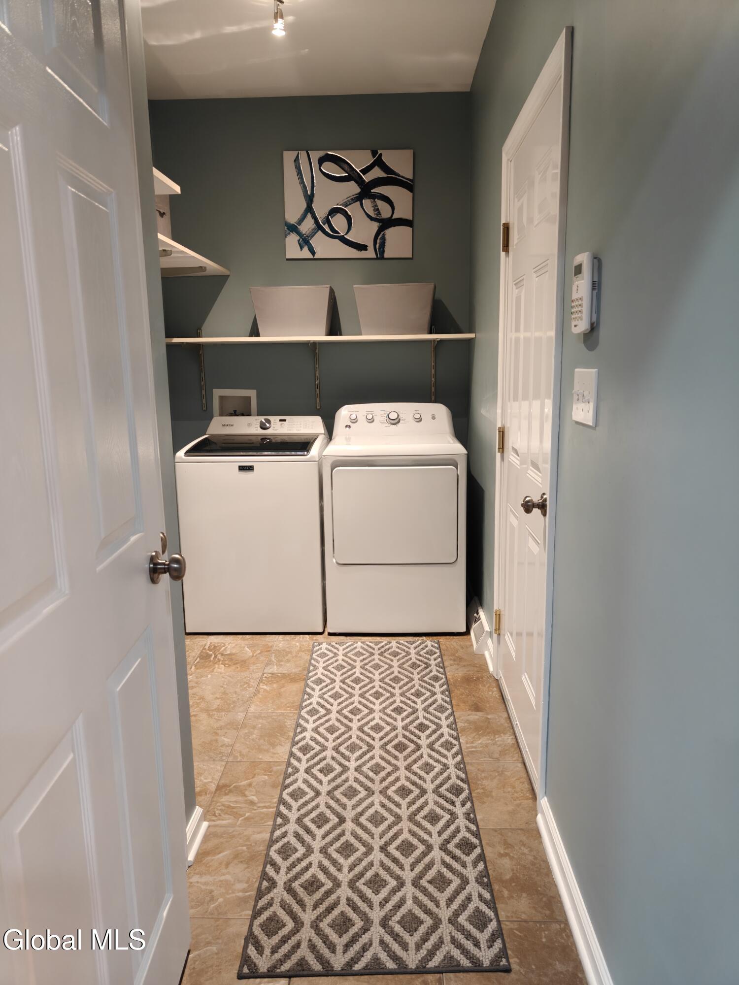 2 Robin Hill Road Mechanicville NY 12118