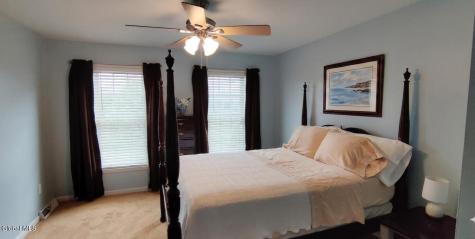 2 Robin Hill Road Mechanicville NY 12118