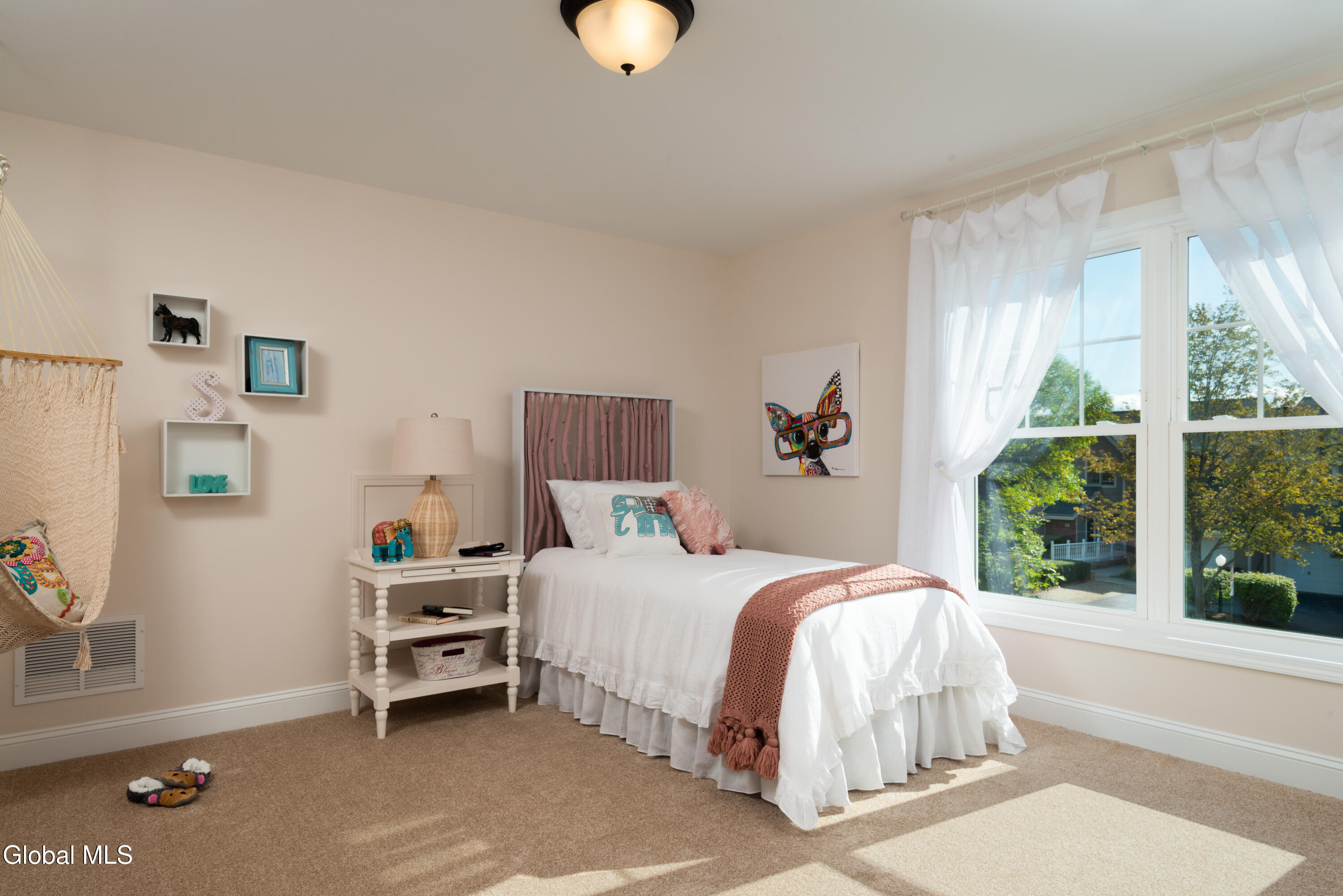 6 Angeles Avenue Saratoga Springs NY 12866