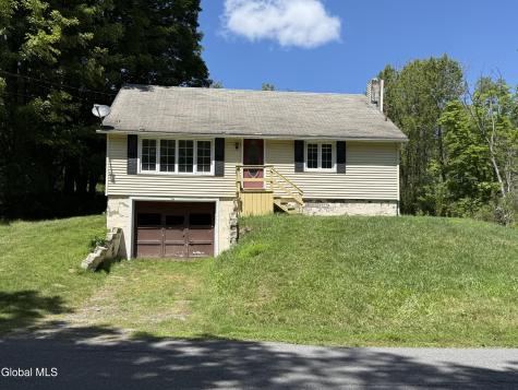 296 W State St Extension Gloversville NY 12078